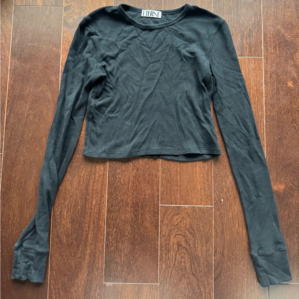 Women’s black long sleeve cropped